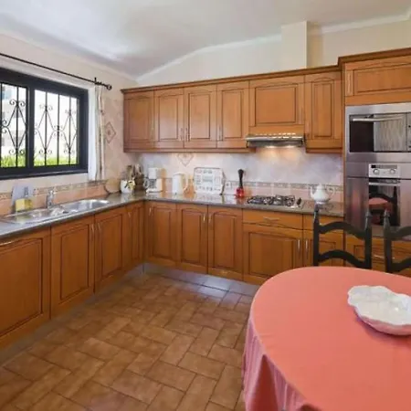 Charming Casa D'agua 3 Bedrooms Balcony Sea Views Great For Families *